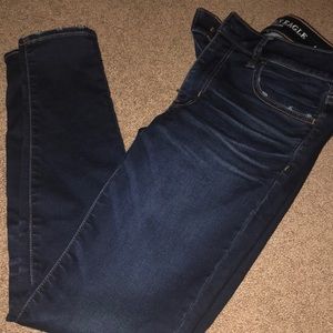 Dark blue Size 6 American Eagle jeans